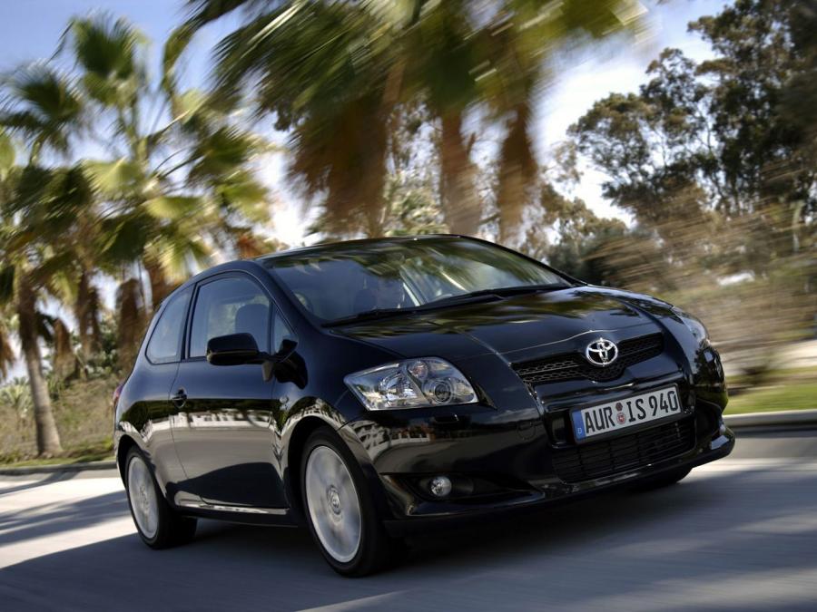  Toyota Auris 3-Door 2007 года  (фото 3 из 9)